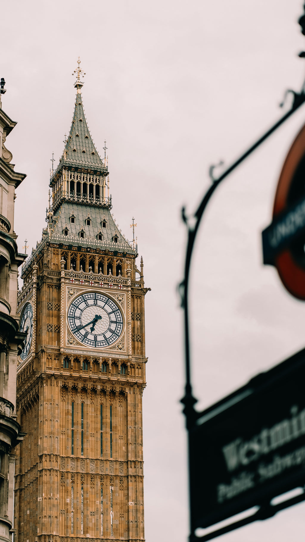 London - Shared Room Pass